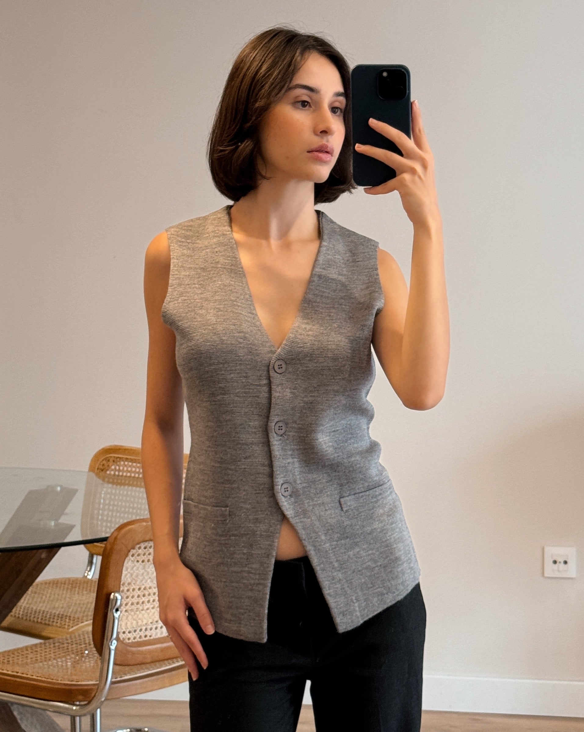 PEPPER KNIT VEST